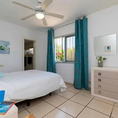 빌라 Beautiful And Spacious 4 Bedroom