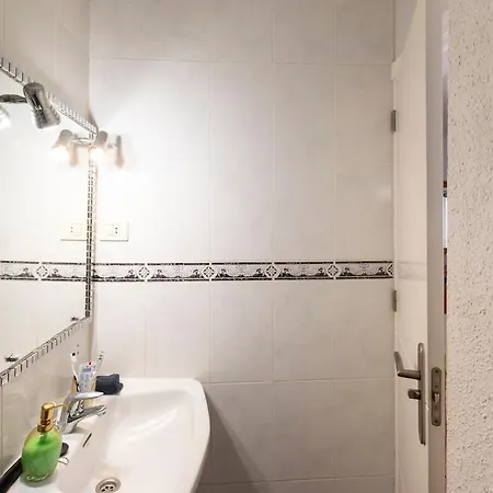 Beautiful And Spacious 4 Bedroom 빌라 *