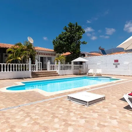 Beautiful&spacious 4 Bedroom Villa