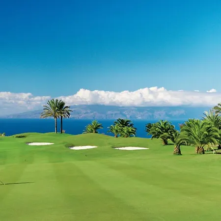 Beautiful&spacious 4 Bedroom *