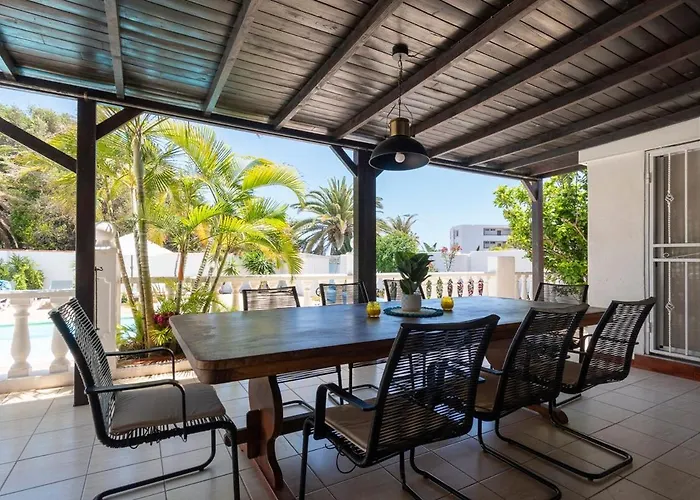 Beautiful And Spacious 4 Bedroom * Callao Salvaje